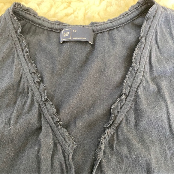 Gap navy ruffle neck tank - Picture 2 of 3
